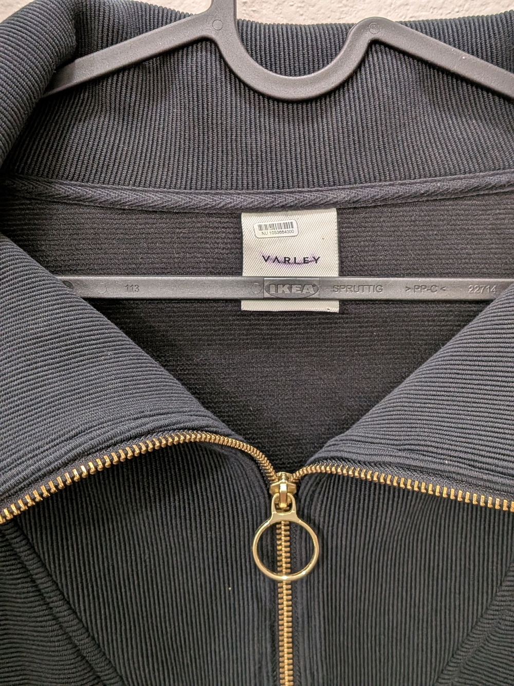 Varley Black Half Zip Sweater with Gold Zipper Size SM - Picture 2 of 4